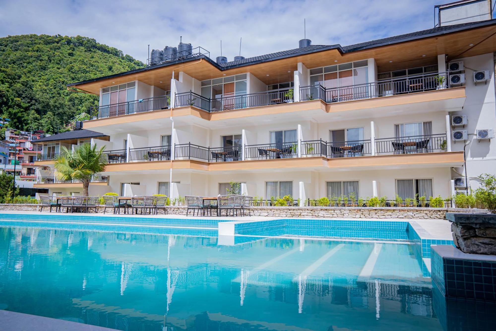 Majestic Lake Front Hotel & Suites Pokhara Exterior photo