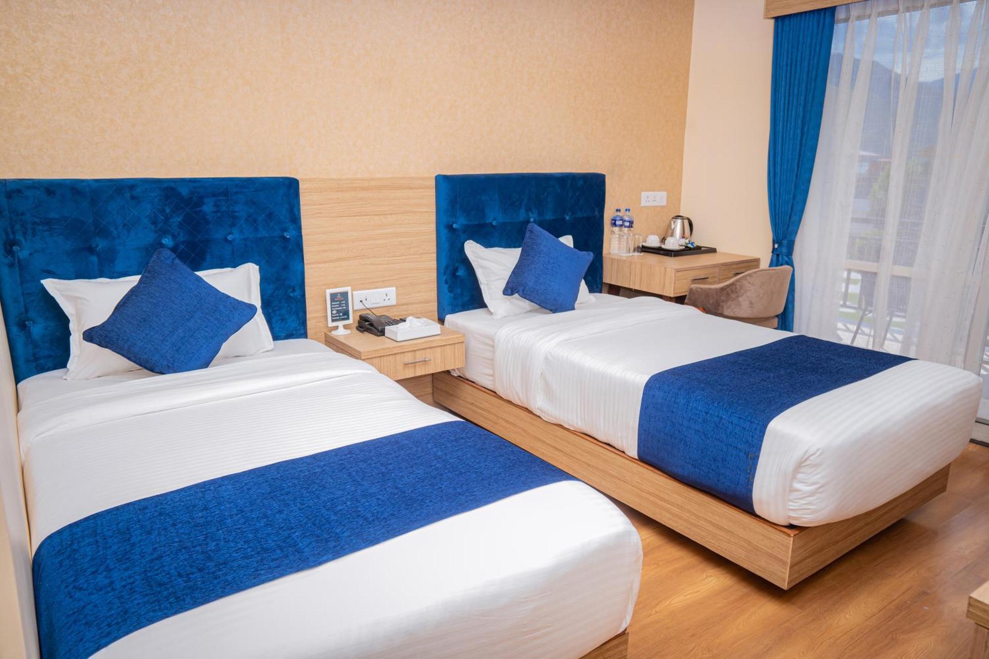 Majestic Lake Front Hotel & Suites Pokhara Exterior photo