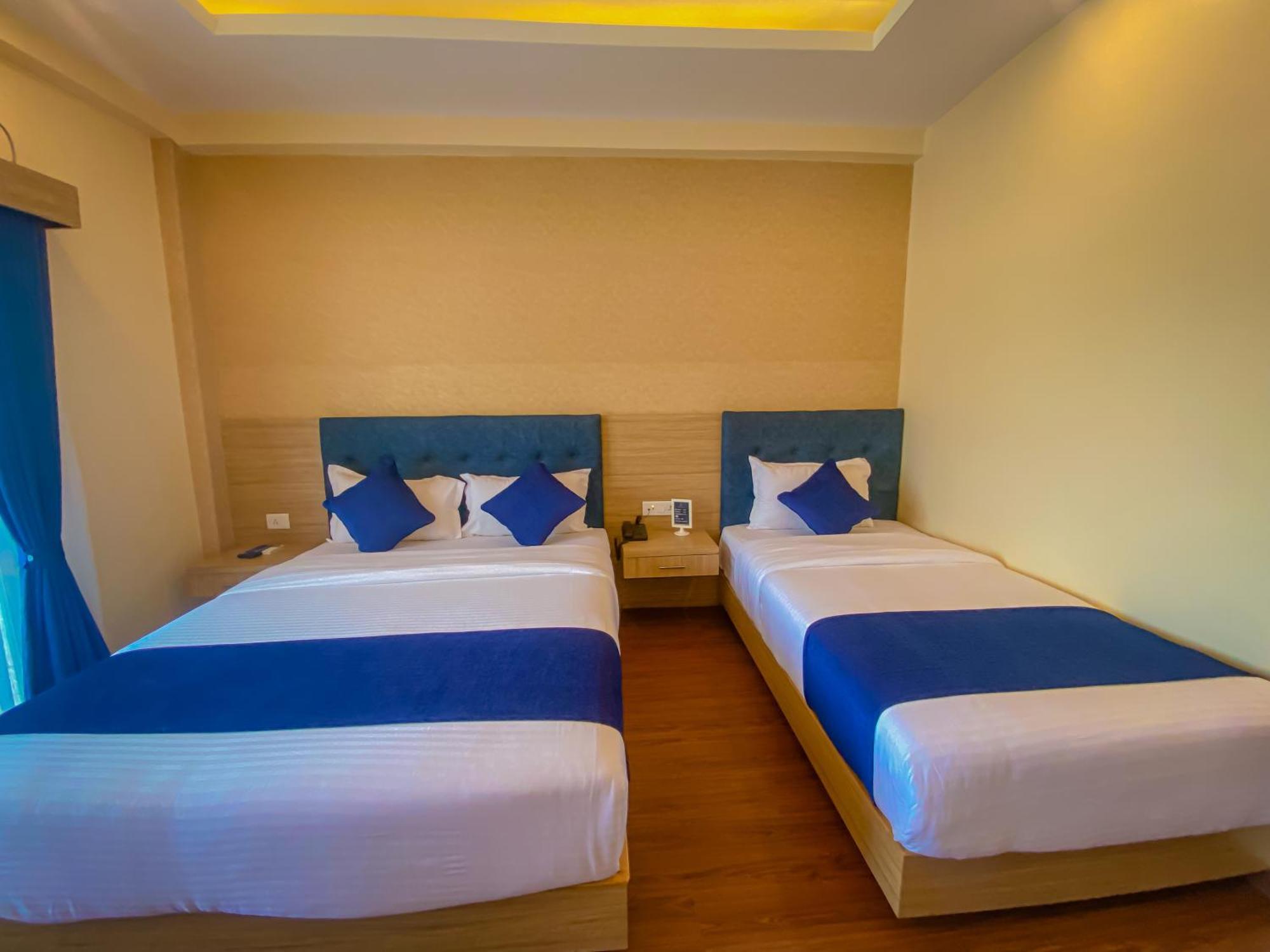 Majestic Lake Front Hotel & Suites Pokhara Exterior photo