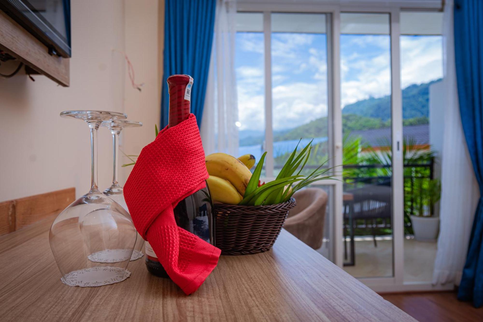 Majestic Lake Front Hotel & Suites Pokhara Exterior photo