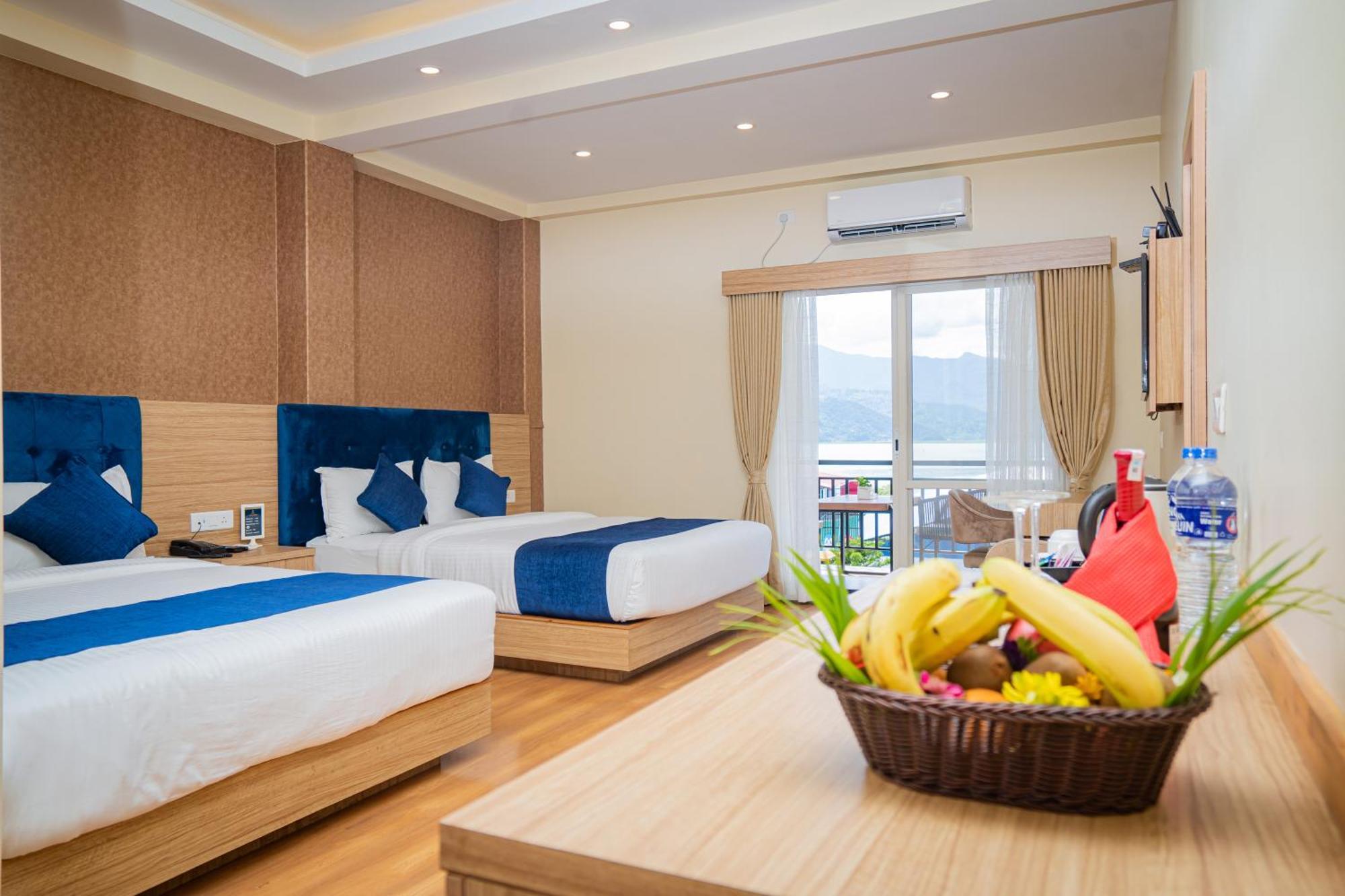 Majestic Lake Front Hotel & Suites Pokhara Exterior photo