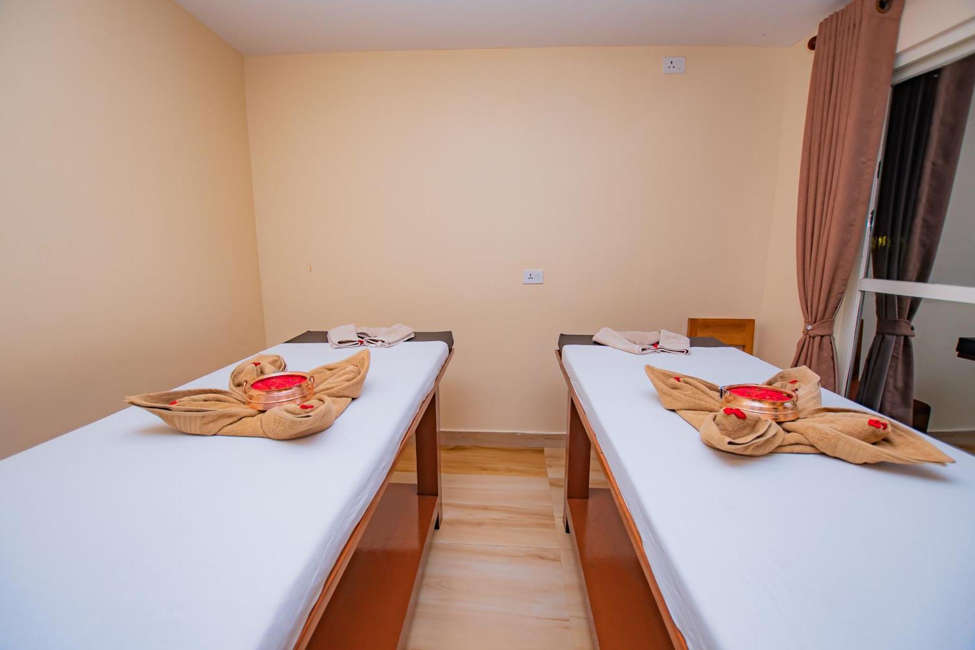 Majestic Lake Front Hotel & Suites Pokhara Exterior photo